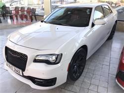 کرایسلەر 300
